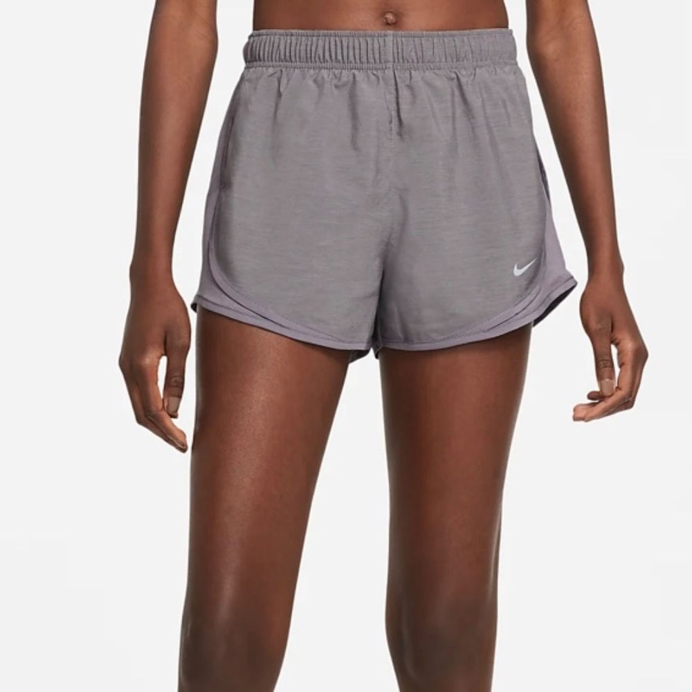 Nike Women's Dri-fit Tempo Track 3.5 Short - Gun Smoke/Wolf Grey - Large - NEW